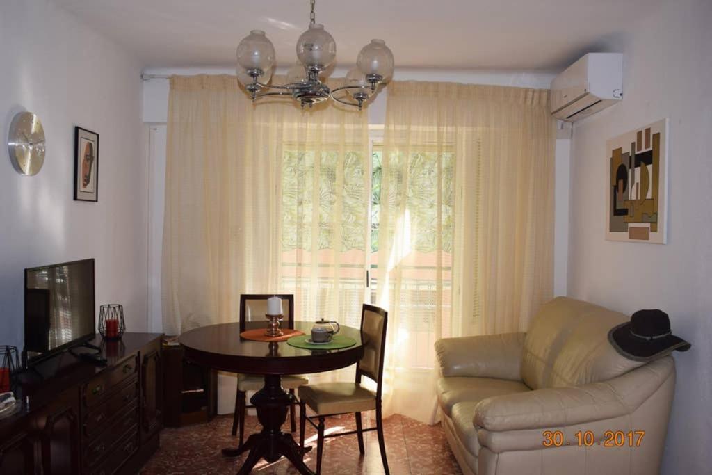Apartamento En El Centro De Alicante Extérieur photo